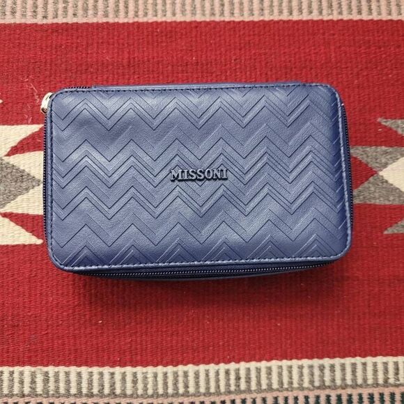 Missoni Delta One First Class Travel Kit‎ Case Blue Wave Amenity Carry On Makeup - Picture 1 of 7